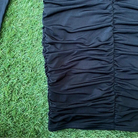 GUESS  | RUCHED BODYCON DRESS | S​ - Picture 6 of 8